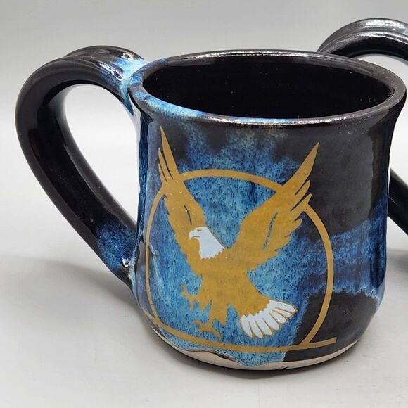 Hand Thrown Studio Art Pottery Mug Thumb Rest Blue Drip Glaze Signed Eagle 2 - Picture 2 of 6